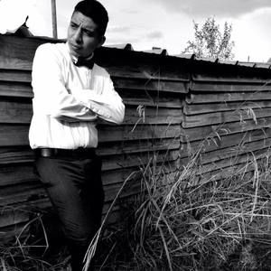 Meet your Posher, Luis